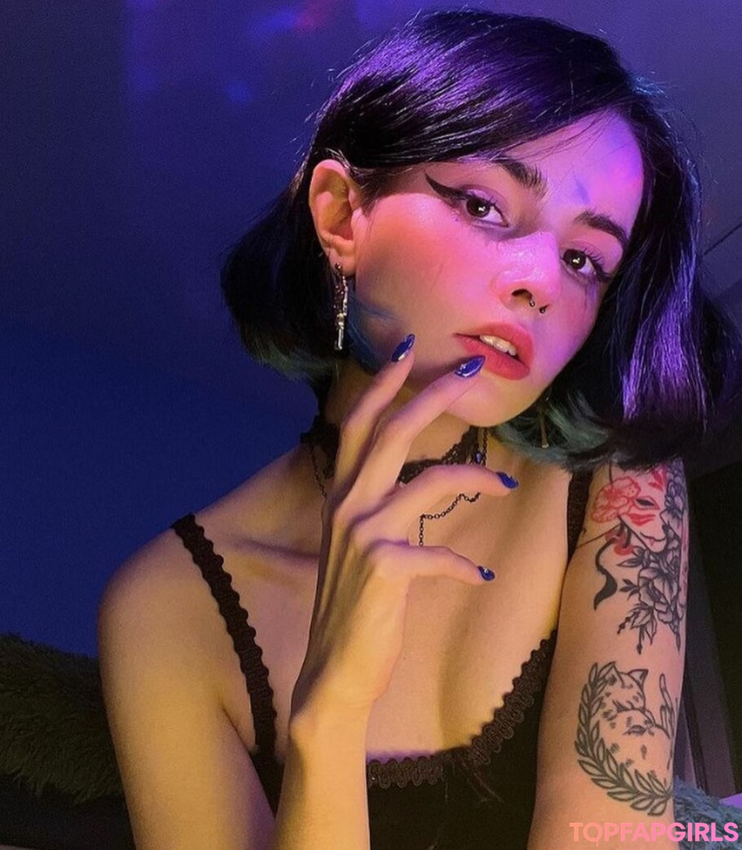 Foto di nudo di fuga di OnlyFans di Loona #422