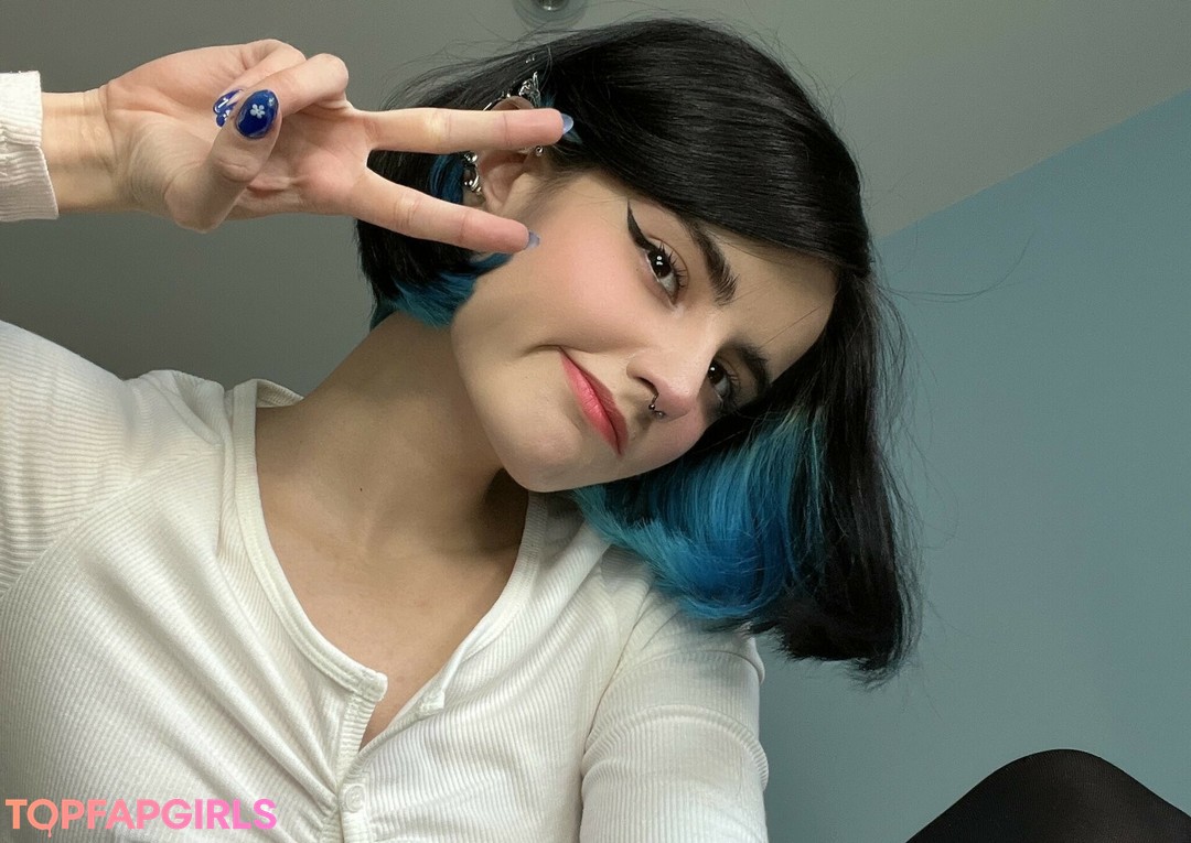 Foto di nudo di fuga di OnlyFans di Loona #545