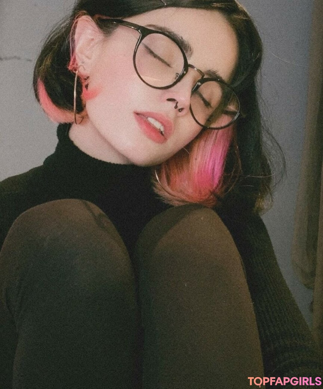 Foto di nudo di fuga di OnlyFans di Loona #625