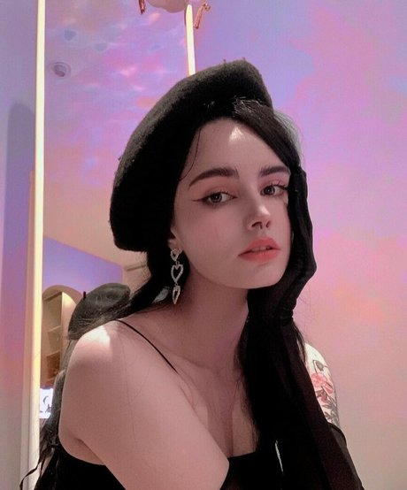Loona