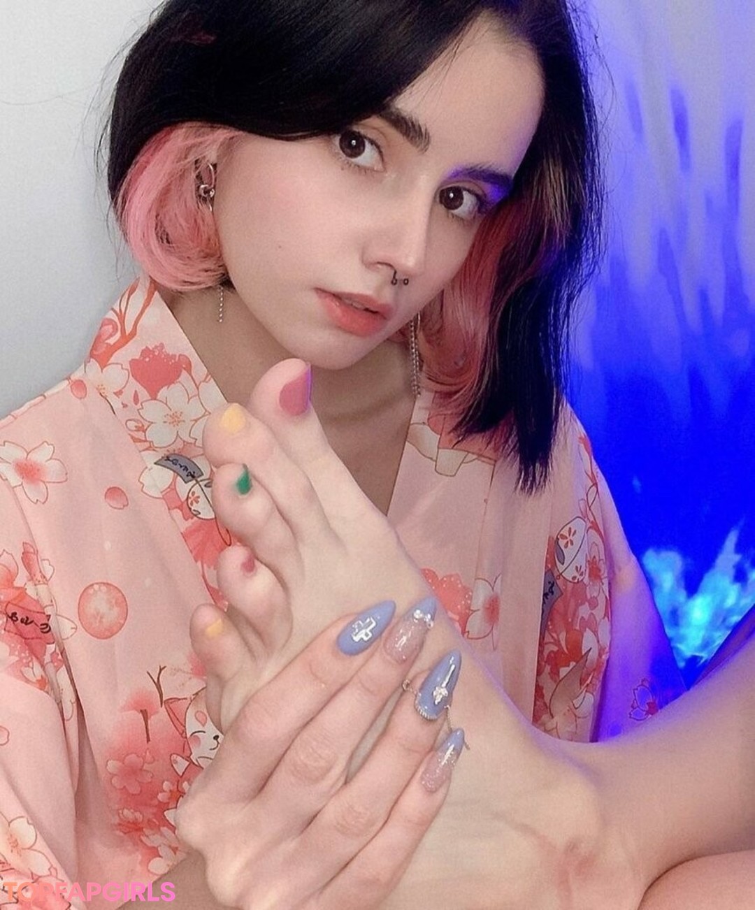 Foto di nudo di fuga di OnlyFans di Loona #648