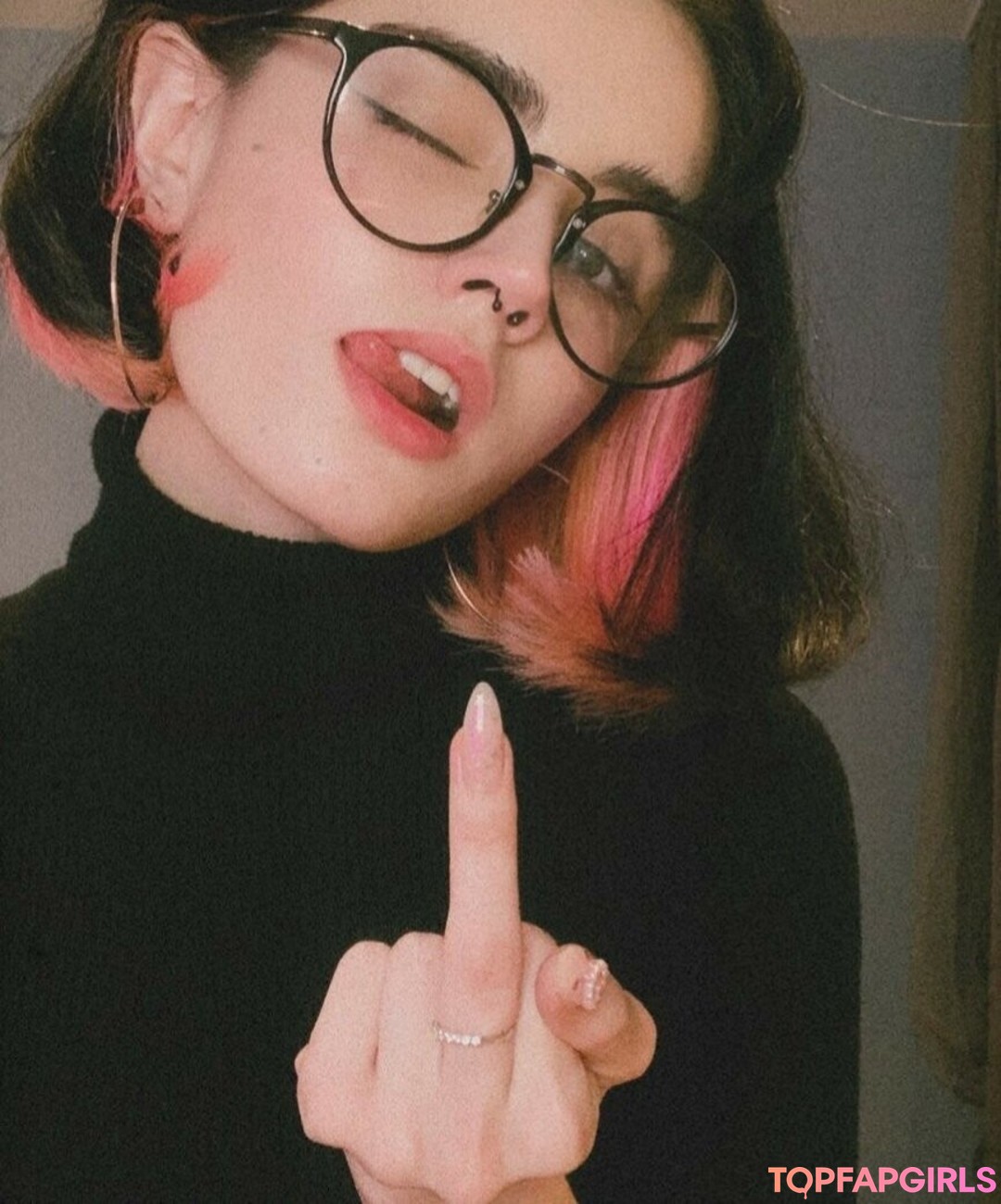 Foto di nudo di fuga di OnlyFans di Loona #676