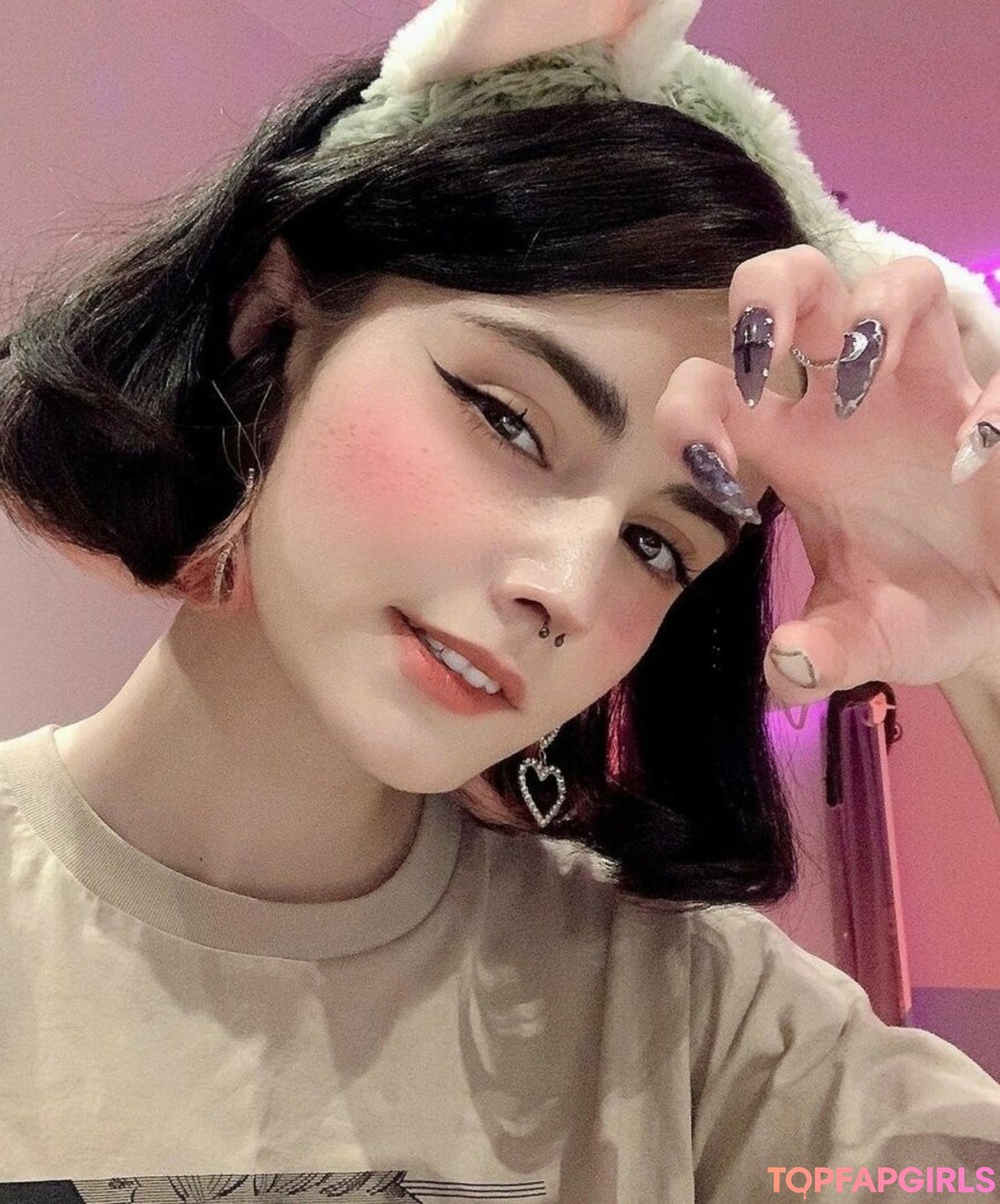 Foto di nudo di fuga di OnlyFans di Loona #684