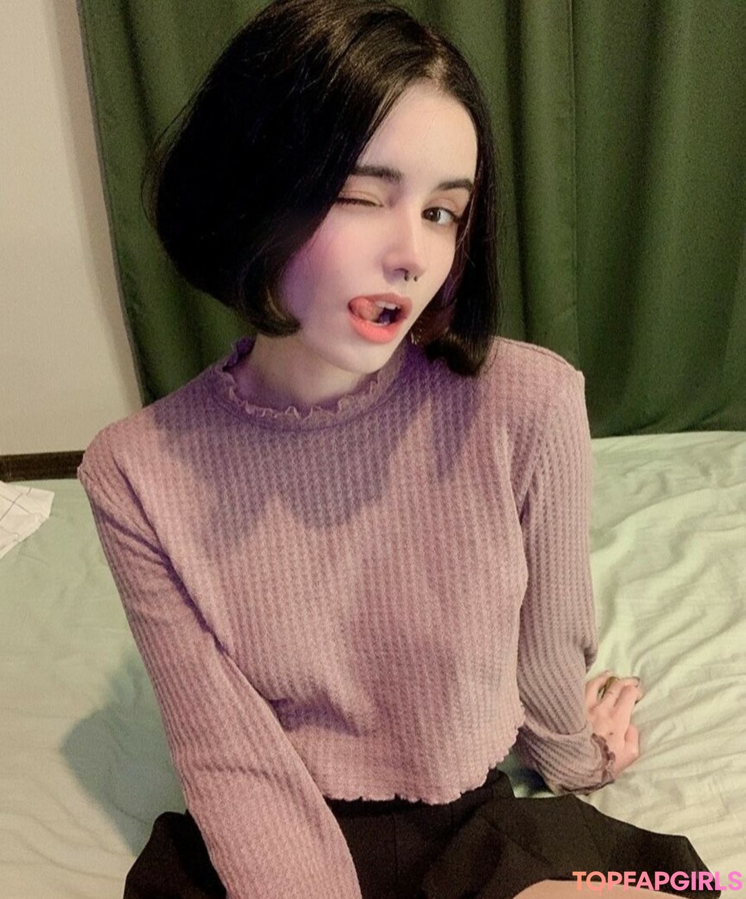 Foto di nudo di fuga di OnlyFans di Loona #685