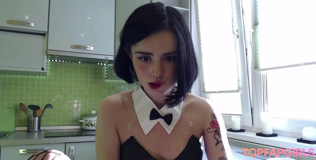 Foto di nudo di fuga di OnlyFans di Loona #934