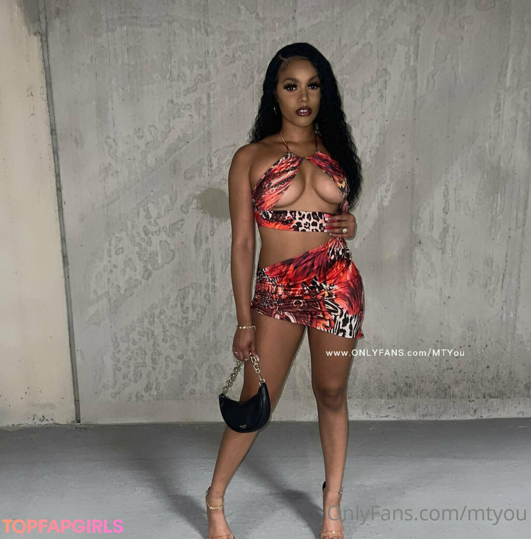 Foto di nudo di fuga di OnlyFans di Lola Teases #27