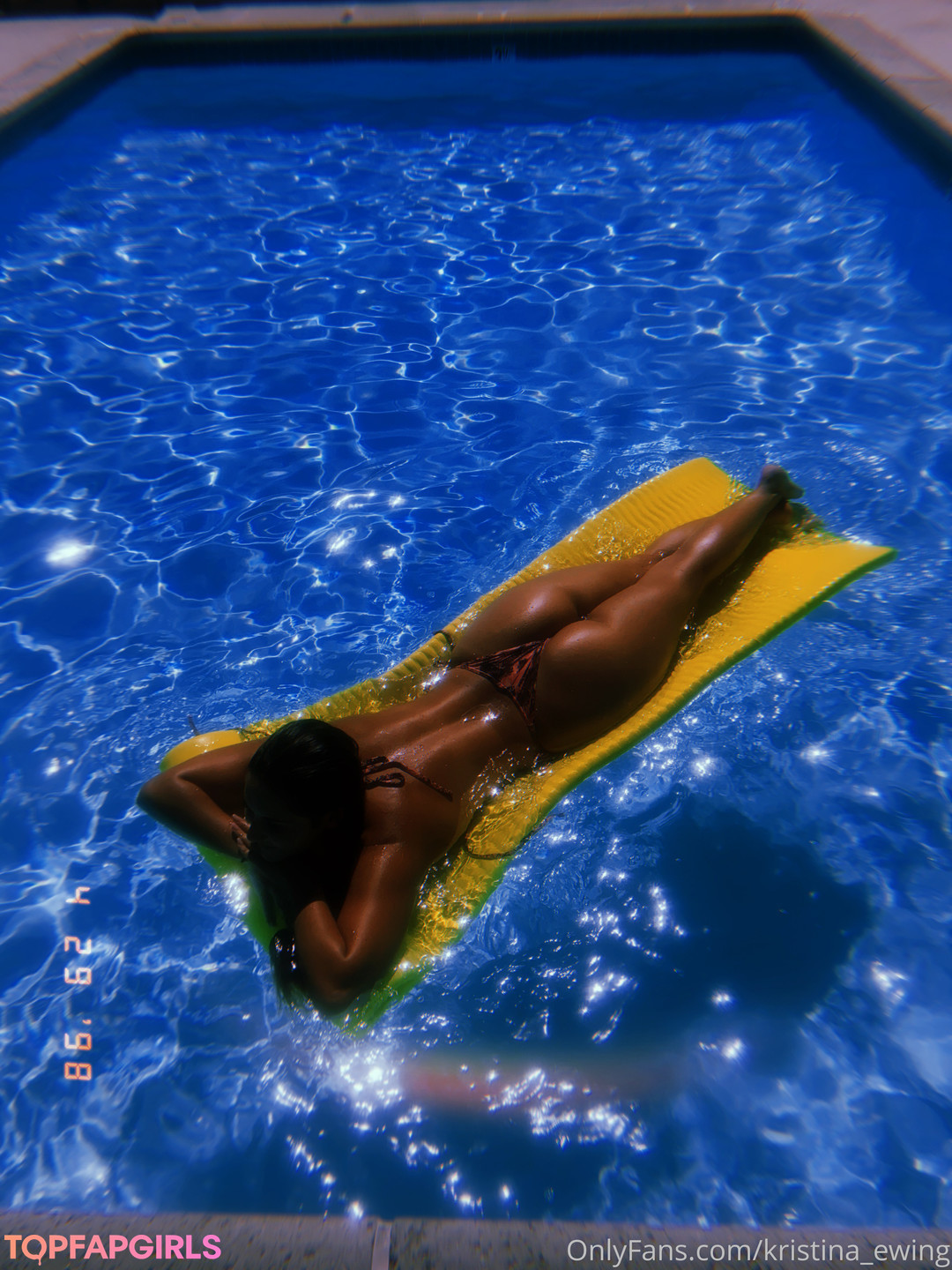 Foto di nudo di fuga di OnlyFans di Kristina Ewing #9