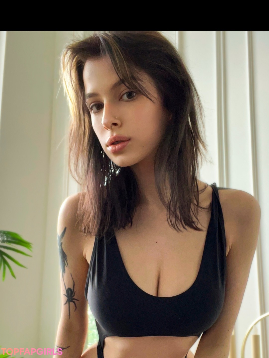 Foto di nudo di fuga di OnlyFans di Vladochka #618