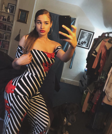 Foto di nudo di fuga di OnlyFans di Janae Girard
