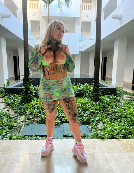 Foto di nudo di fuga di OnlyFans di Avidekielle