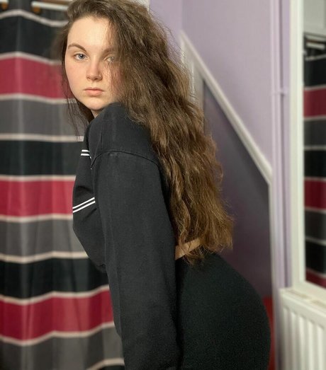 Foto di nudo di fuga di OnlyFans di Bustybritishbrunette