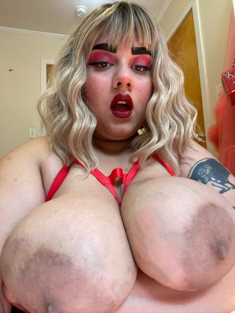 Foto di nudo di fuga di OnlyFans di Clementine