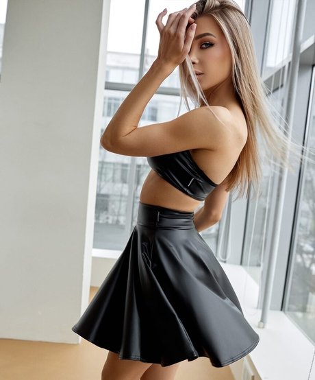 Angelie Dolly