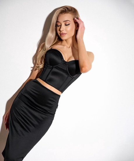 Angelie Dolly