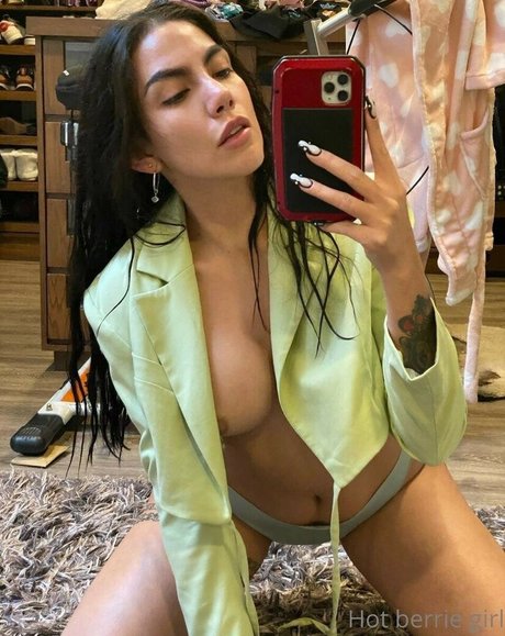 Foto di nudo di fuga di OnlyFans di Sammyrockss