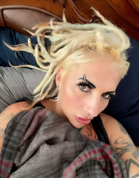 Xzanthia