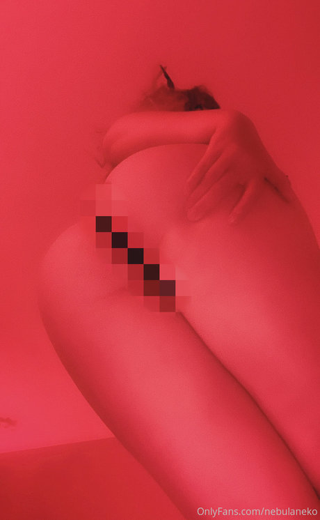 Foto di nudo di fuga di OnlyFans di Nebulaneko