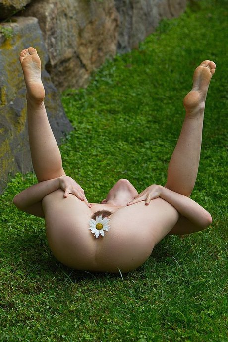 Foto di nudo di fuga di OnlyFans di Keira Grant