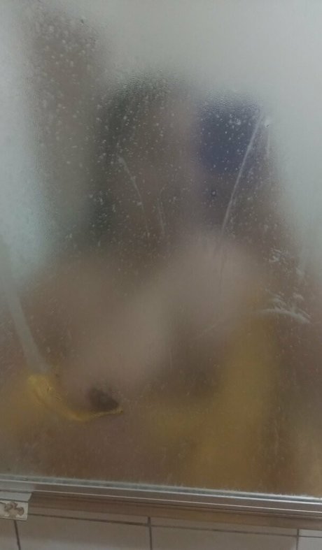 Foto di nudo di fuga di OnlyFans di Bigbettybrasil