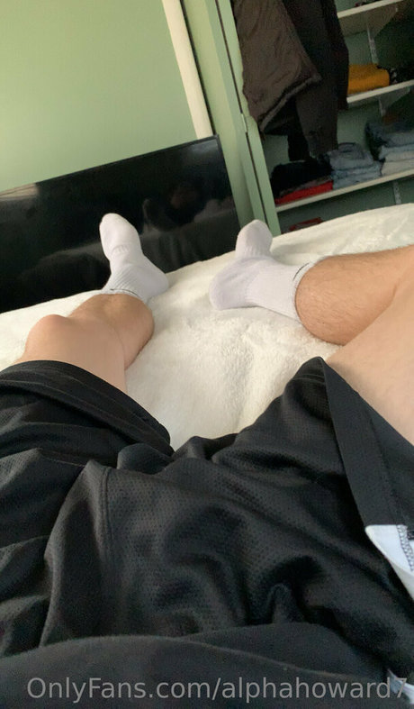 Foto di nudo di fuga di OnlyFans di Alphahoward7