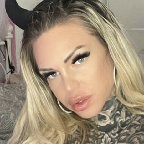 Foto di nudo di fuga di OnlyFans di Tsmiadeluxxe