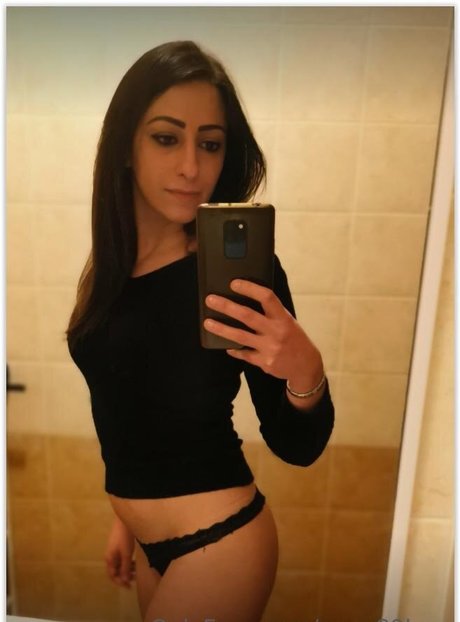 Foto di nudo di fuga di OnlyFans di Angy89love
