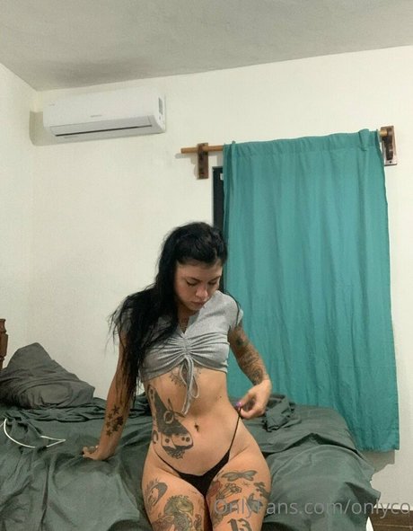 Foto di nudo di fuga di OnlyFans di Carolina Guemes