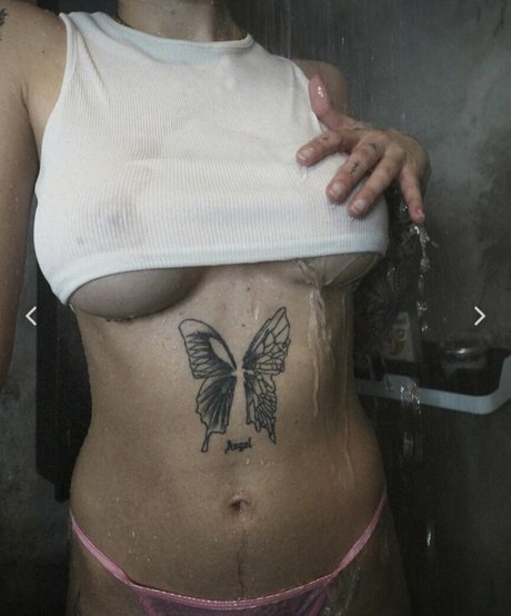 Foto di nudo di fuga di OnlyFans di Ydrissia