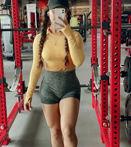 Foto di nudo di fuga di OnlyFans di Sassi Z
