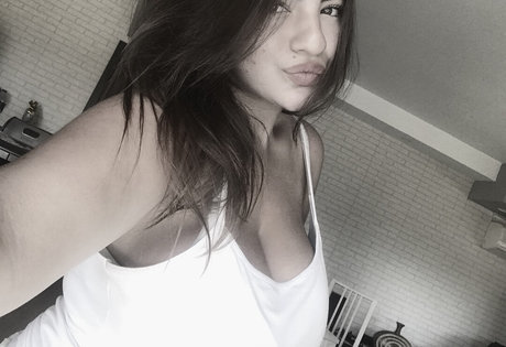 Foto di nudo di fuga di OnlyFans di May Tehila Zafrani