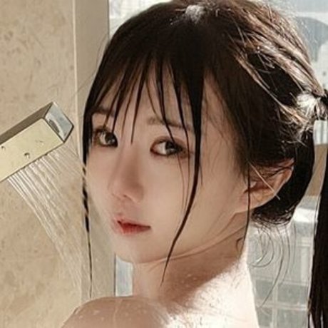Foto di nudo di fuga di OnlyFans di Iamdorasnow