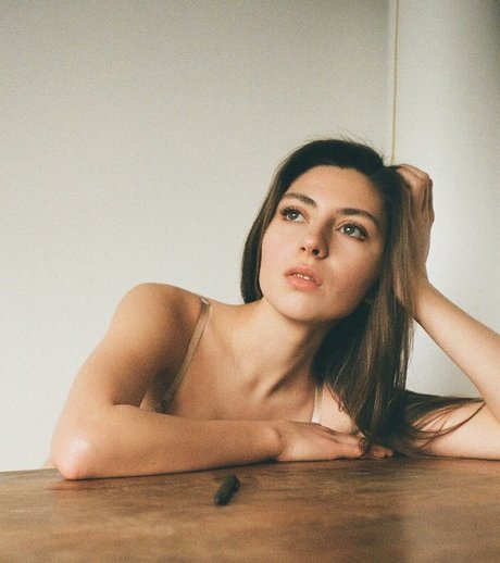 Foto di nudo di fuga di OnlyFans di Anna Dubowick