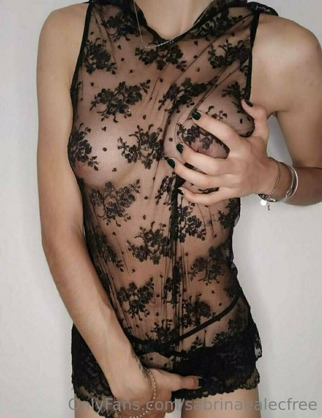 Foto di nudo di fuga di OnlyFans di Sabrinaealecfree