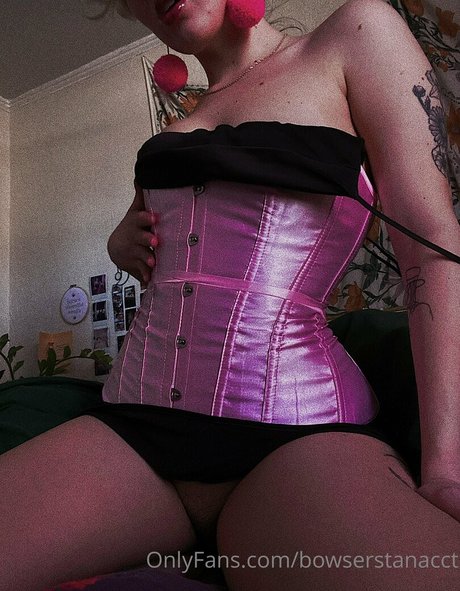 Foto di nudo di fuga di OnlyFans di Bowserstanacct