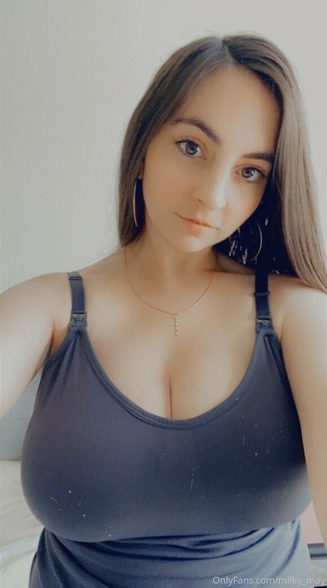Foto di nudo di fuga di OnlyFans di Milkymay