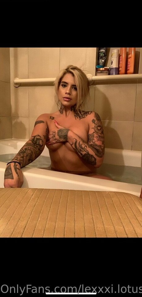 Foto di nudo di fuga di OnlyFans di Lexxxilotusfree