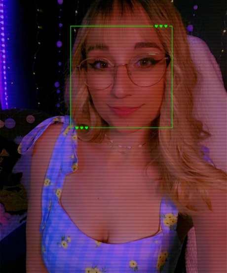 Maya Asmr Foto di nudo di fuga di OnlyFans di Maya Asmr #21