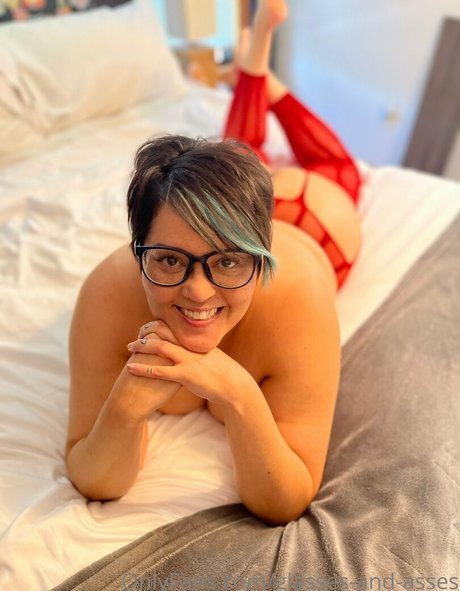 Glasses-and-asses