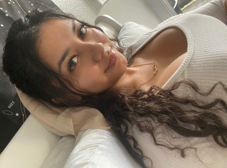 Foto di nudo di fuga di OnlyFans di Candelaria