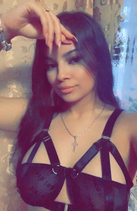 Foto di nudo di fuga di OnlyFans di Andreeakg19