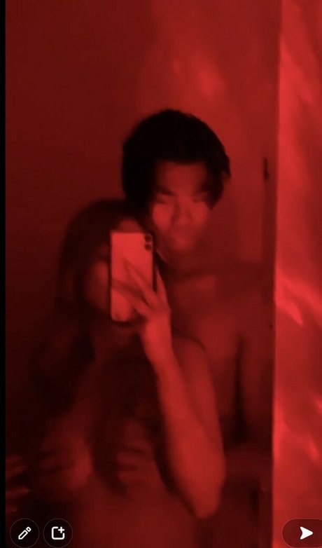 Foto di nudo di fuga di OnlyFans di Kimvuongg