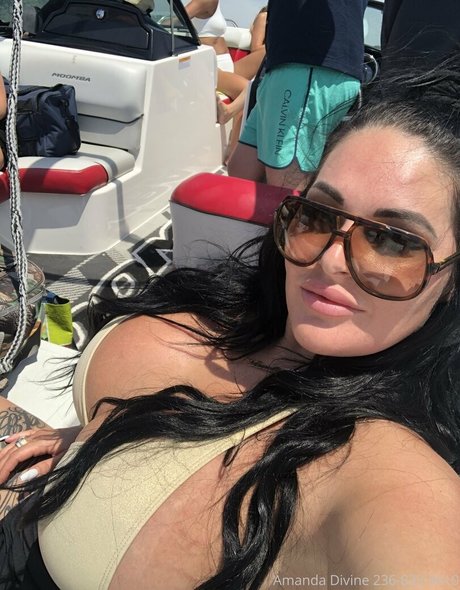 Amandadivine