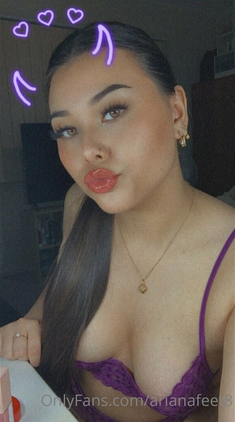 Foto di nudo di fuga di OnlyFans di Arianafeet8