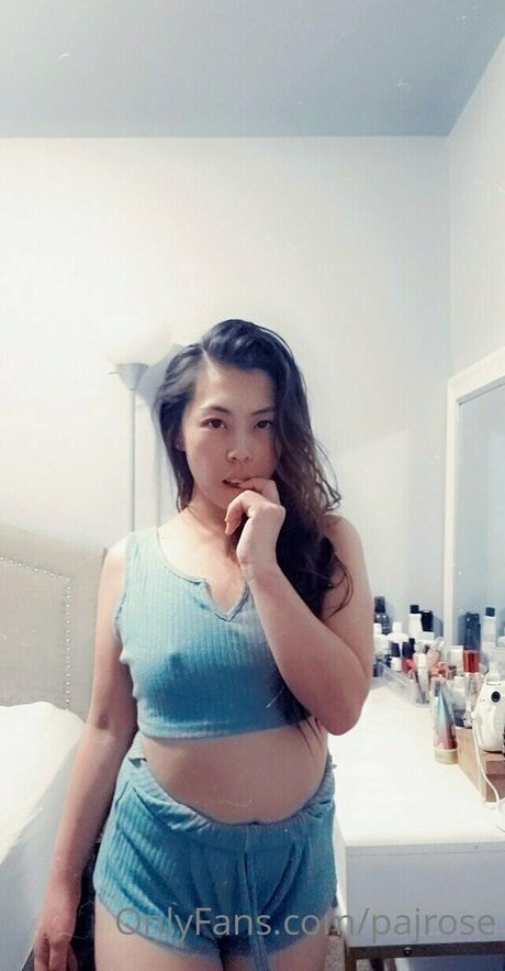 Foto di nudo di fuga di OnlyFans di Pajrose