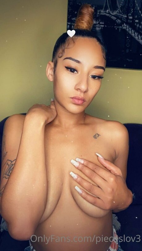 Foto di nudo di fuga di OnlyFans di Pieceslov3