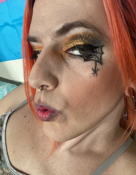 Foto di nudo di fuga di OnlyFans di Oshinehorn704