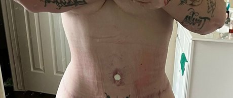 Foto di nudo di fuga di OnlyFans di Maybaelife