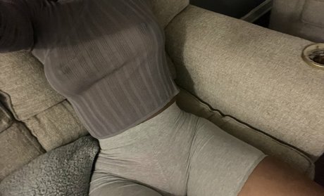 Foto di nudo di fuga di OnlyFans di Giginatureee