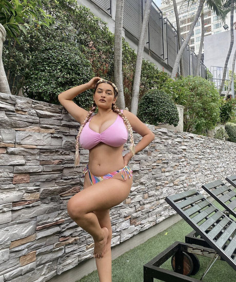 Foto di nudo di fuga di OnlyFans di Sonali Malhotra