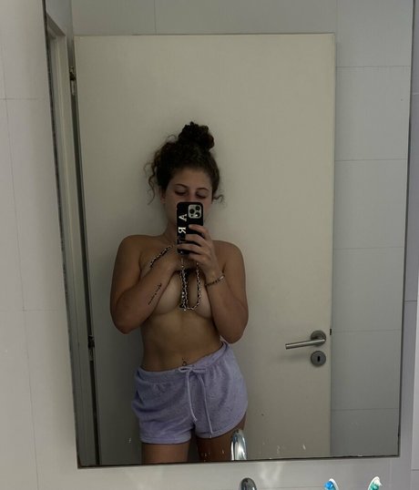 Foto di nudo di fuga di OnlyFans di Ailu Gonzalez
